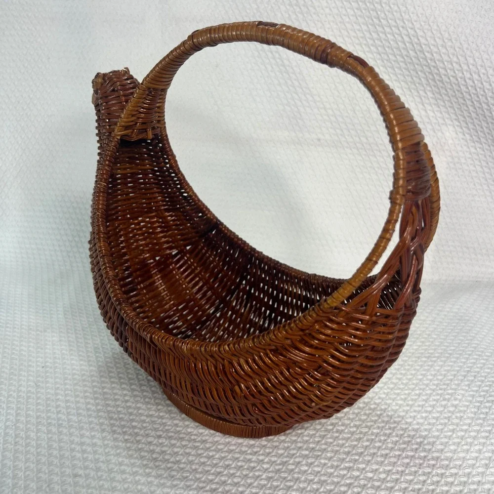 Vintage Woven Wicker Chicken Hen Egg Basket Dark Brown Farmhouse Decor 9 inch